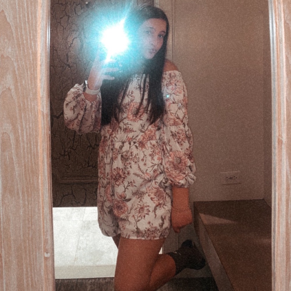 Meet your Posher, Whitney